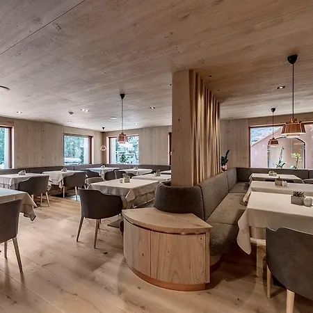 Hotell Garni Dolomieu Selva di Val Gardena